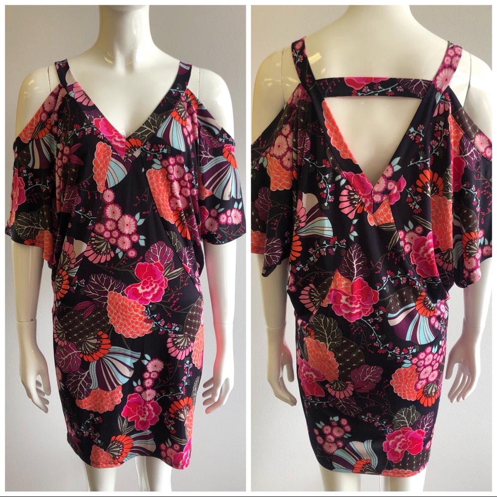 NWT Trina Turk XS Tunic